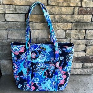 Vera Bradley Tote